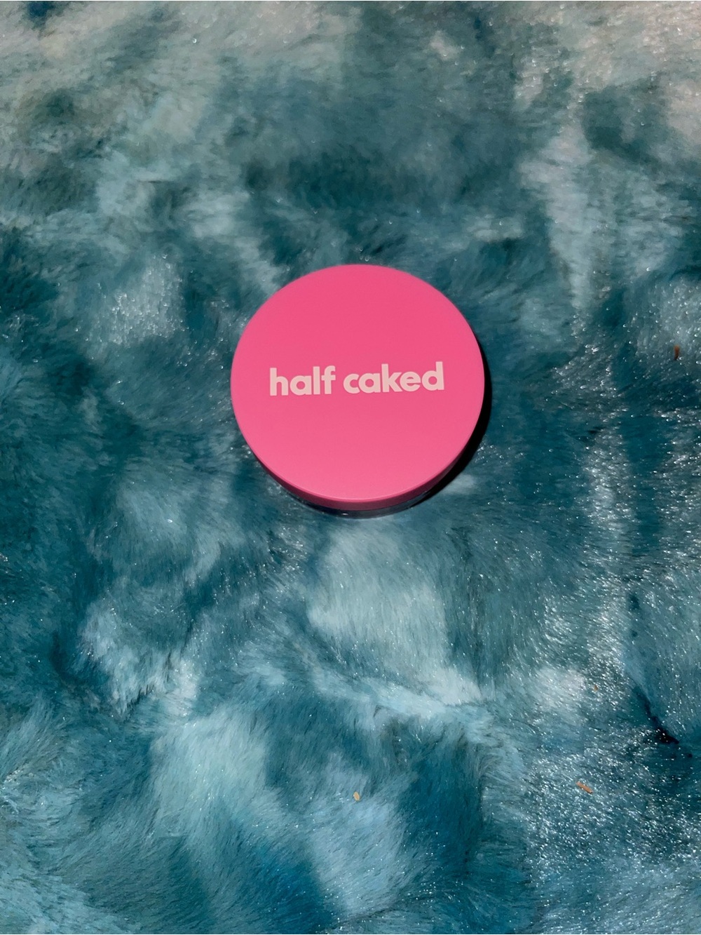 Half caked setting powder sample
